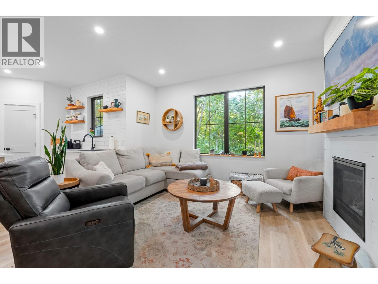 2475 Maquinna Road, Kelowna, British Columbia  V1W 2R9 - Photo 33 - 10403367