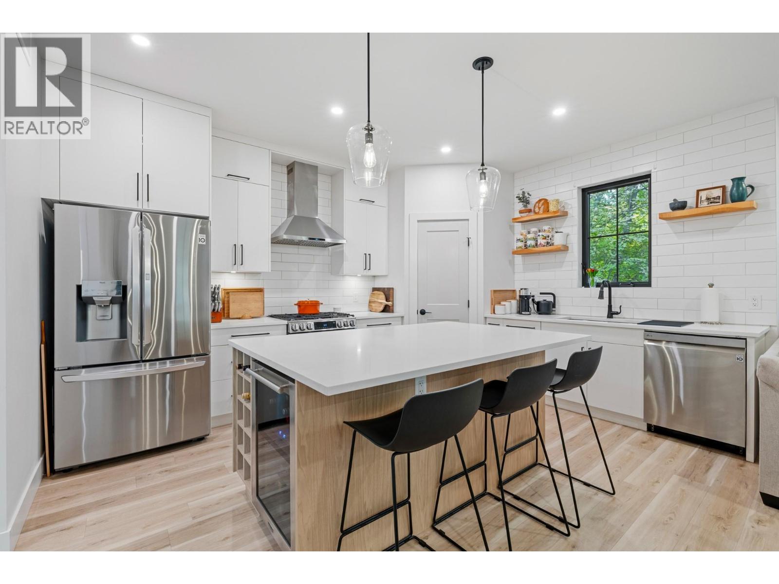 2475 Maquinna Road, Kelowna, British Columbia  V1W 2R9 - Photo 36 - 10403367