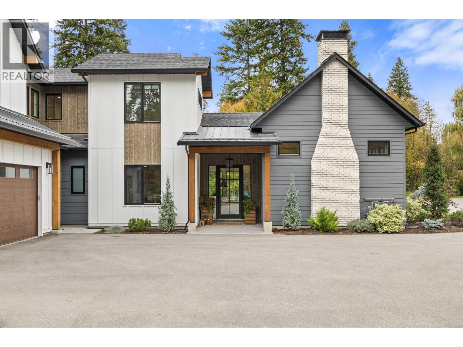 2475 Maquinna Road, Kelowna, British Columbia  V1W 2R9 - Photo 56 - 10403367