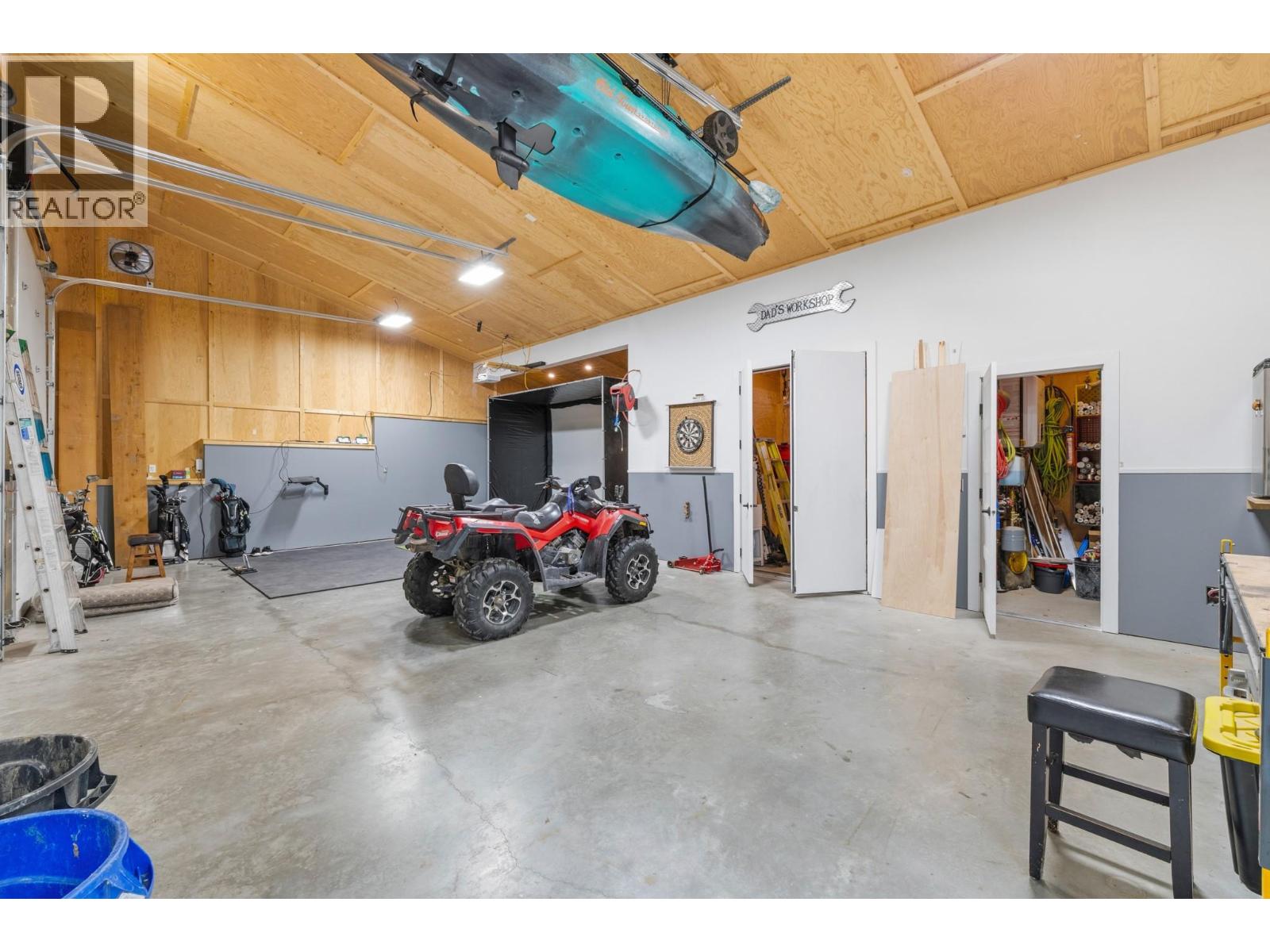2475 Maquinna Road, Kelowna, British Columbia  V1W 2R9 - Photo 63 - 10403367