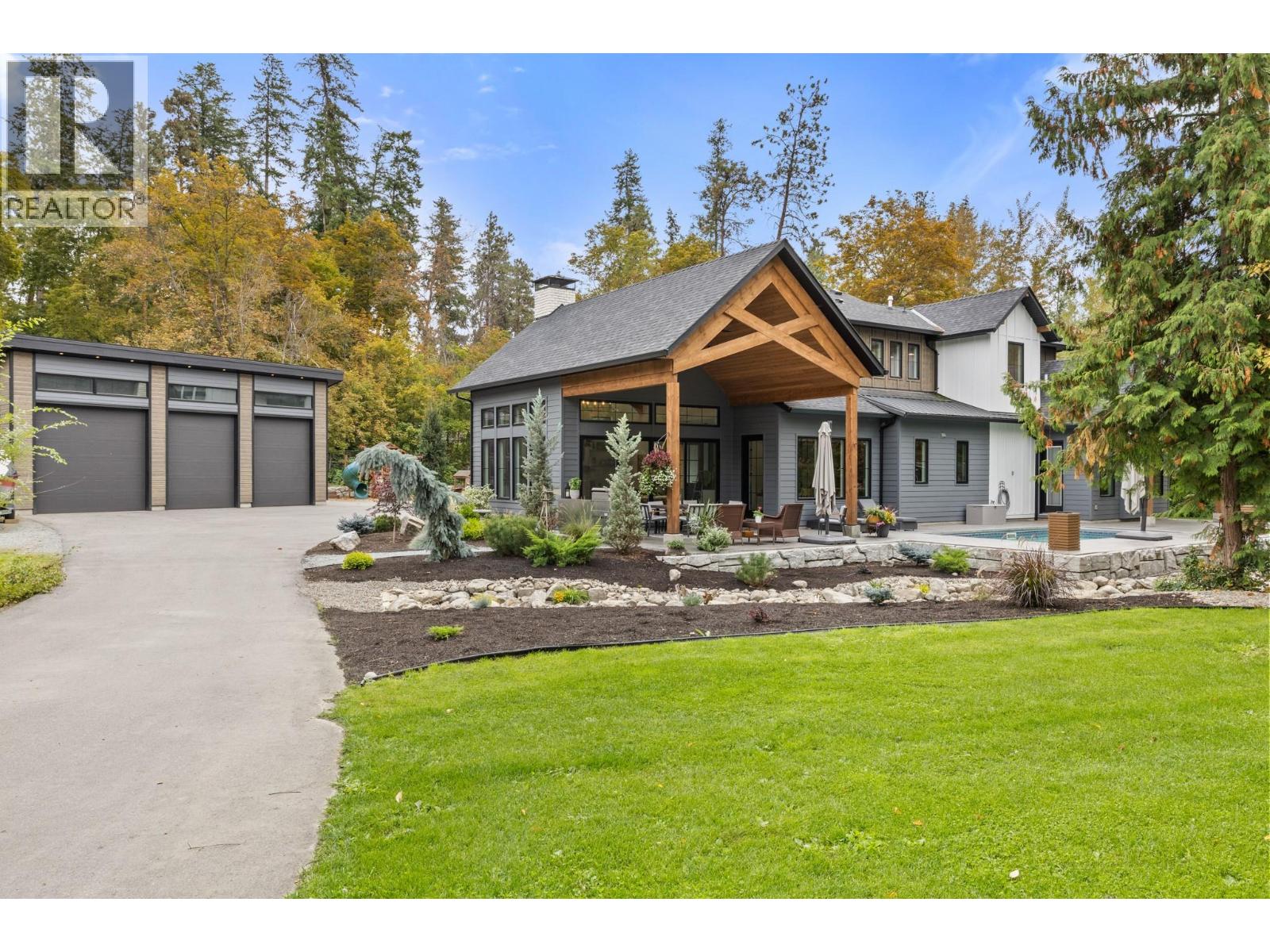 2475 Maquinna Road, Kelowna, British Columbia  V1W 2R9 - Photo 77 - 10403367