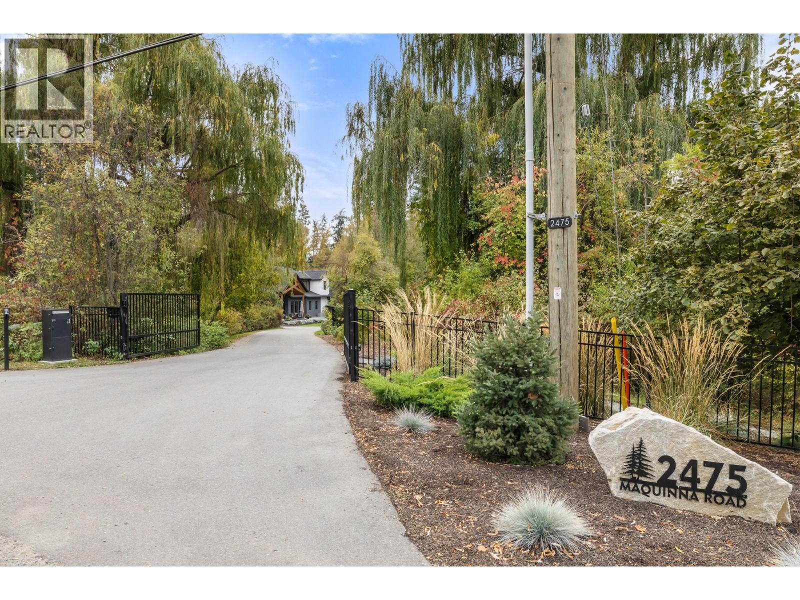 2475 Maquinna Road, Kelowna, British Columbia  V1W 2R9 - Photo 78 - 10403367