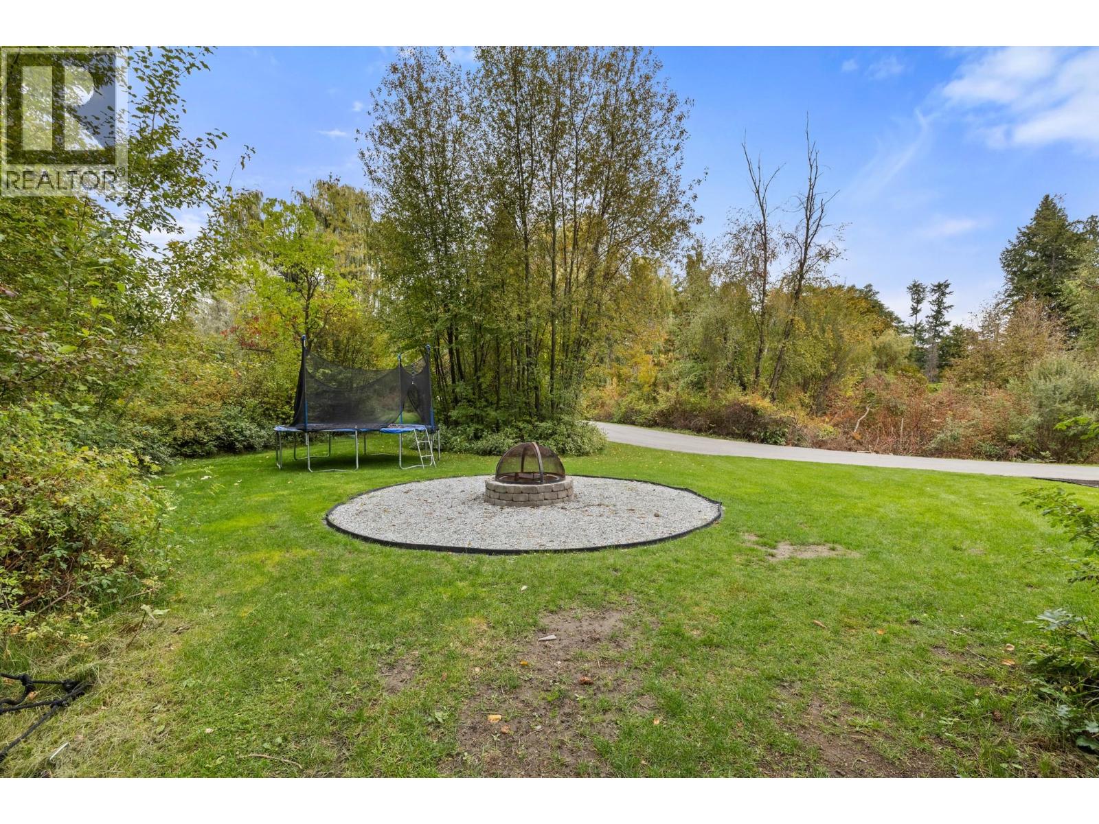 2475 Maquinna Road, Kelowna, British Columbia  V1W 2R9 - Photo 81 - 10403367