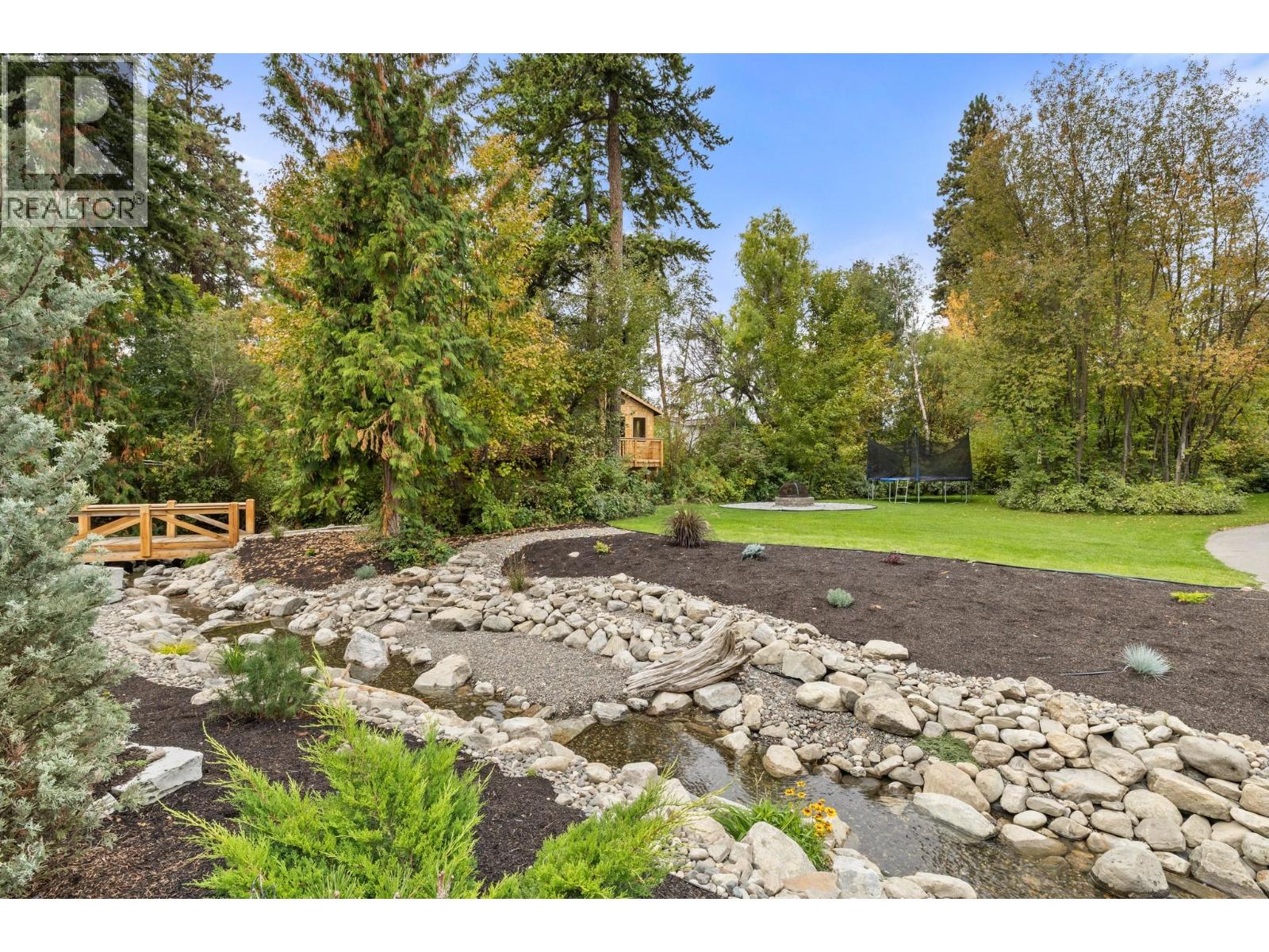 2475 Maquinna Road, Kelowna, British Columbia  V1W 2R9 - Photo 82 - 10403367