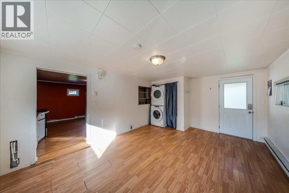 526 8th Avenue, Castlegar, British Columbia  V1N 1N6 - Photo 10 - 10403091