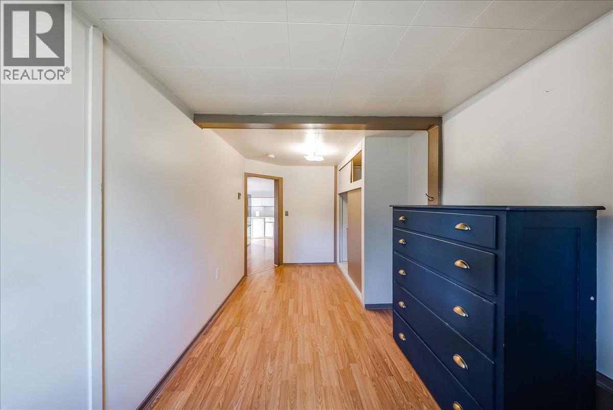 526 8th Avenue, Castlegar, British Columbia  V1N 1N6 - Photo 15 - 10403091