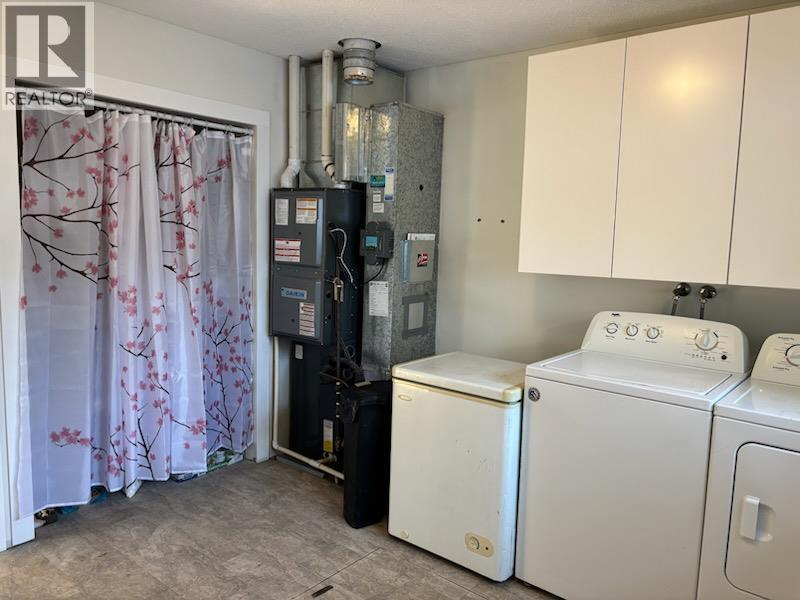 5503 South Vernon Court, Vernon, British Columbia  V1T 8N6 - Photo 16 - 10403389