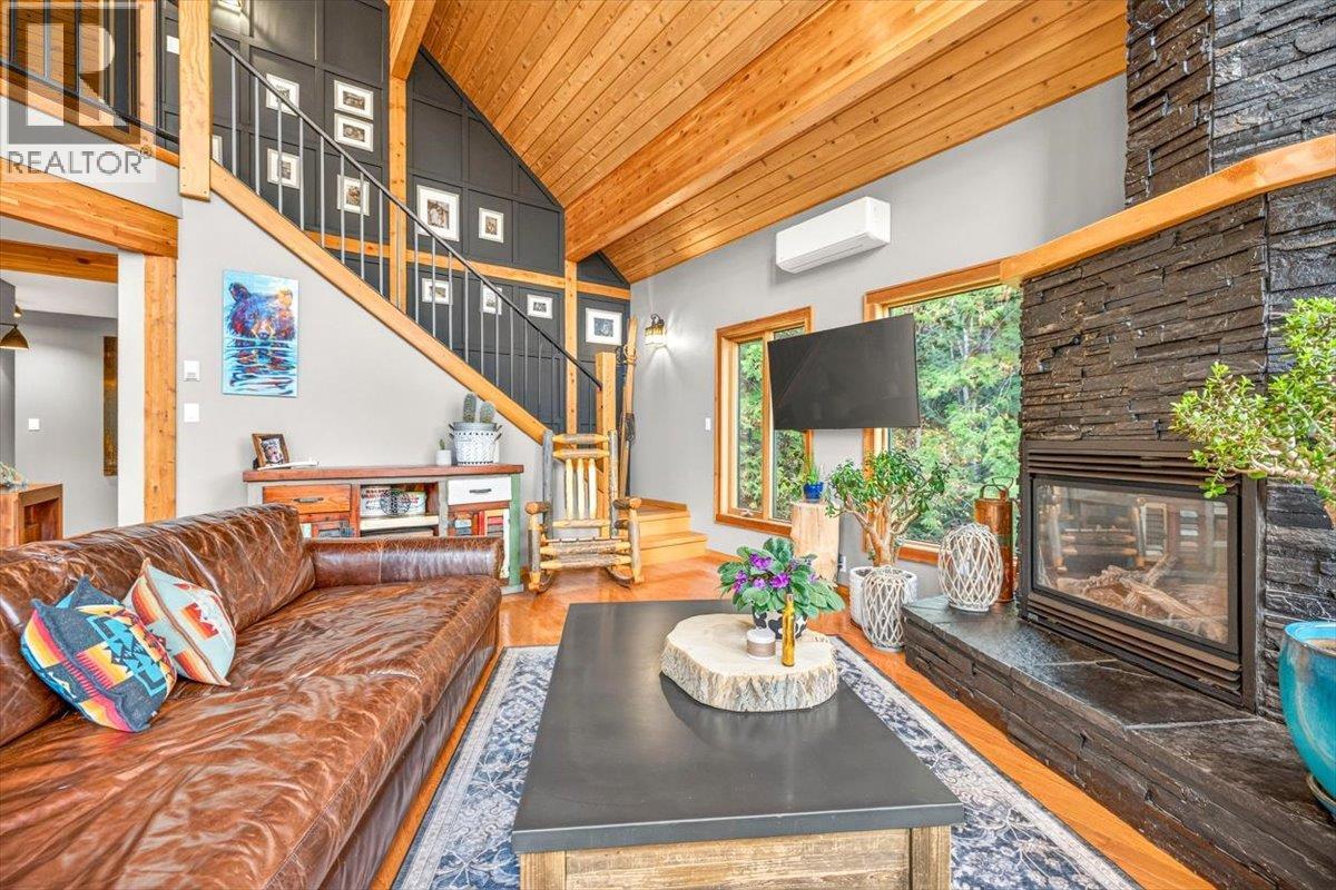 15 Alpine Trail Crescent, Fernie, British Columbia  V0B 1M5 - Photo 25 - 10403381