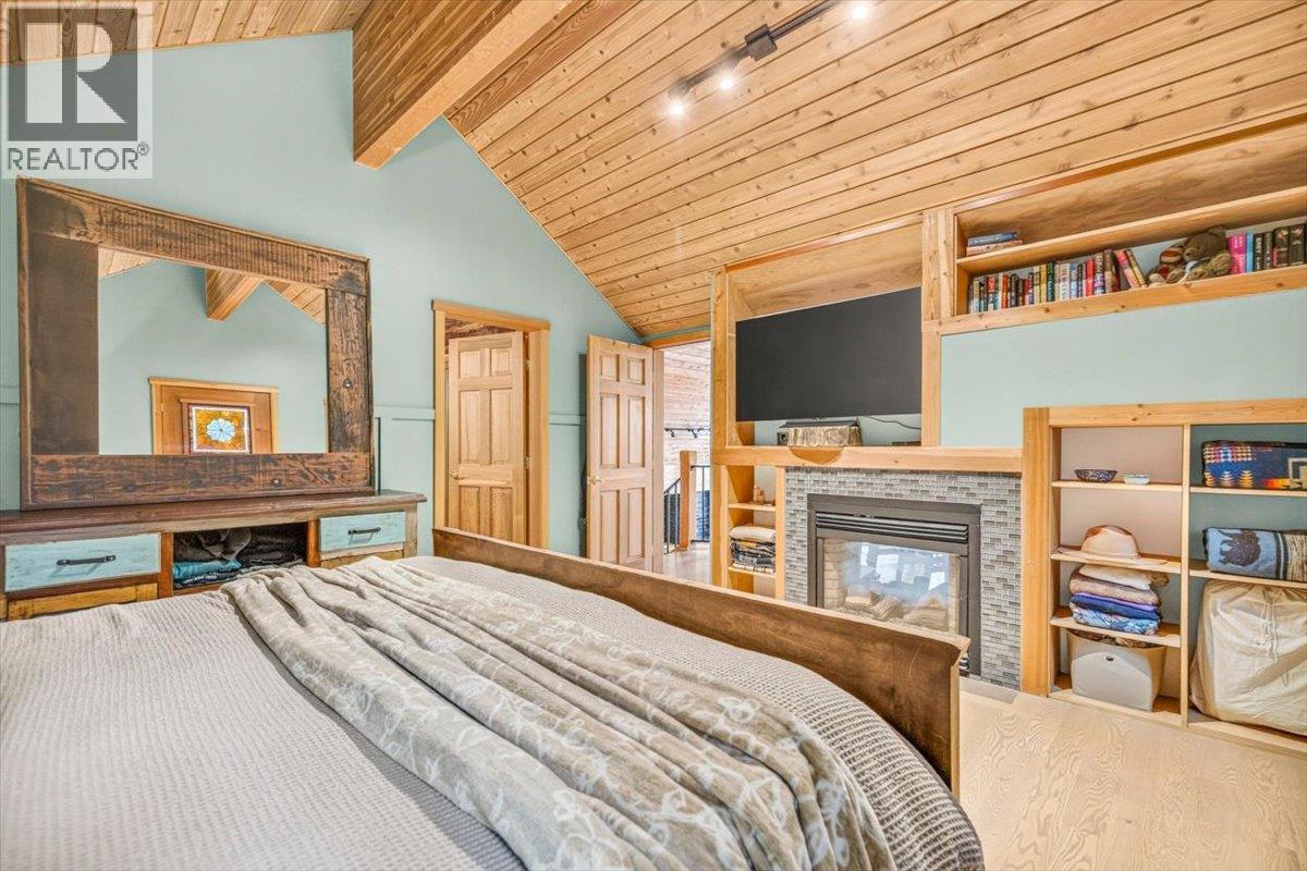 15 Alpine Trail Crescent, Fernie, British Columbia  V0B 1M5 - Photo 48 - 10403381