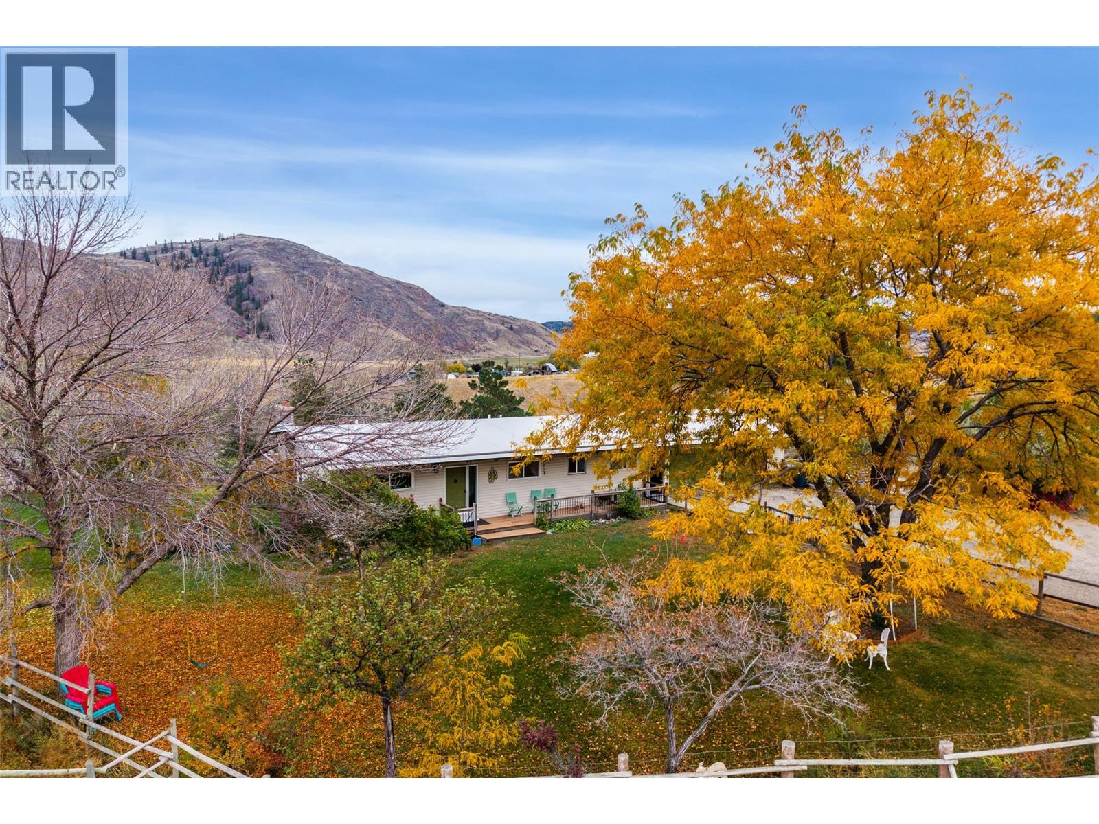 5977 Gardi Road, Kamloops, British Columbia  V1S 2A1 - Photo 1 - 10403349
