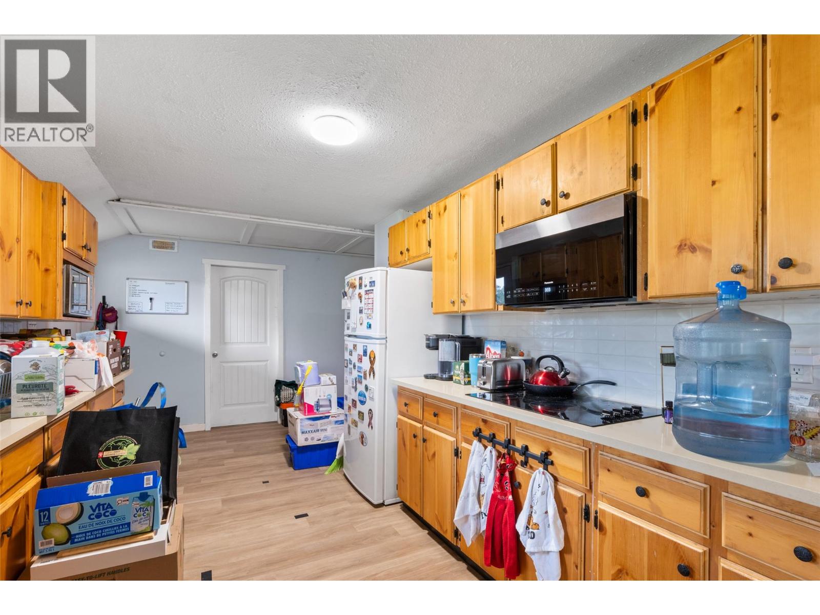 5977 Gardi Road, Kamloops, British Columbia  V1S 2A1 - Photo 23 - 10403349