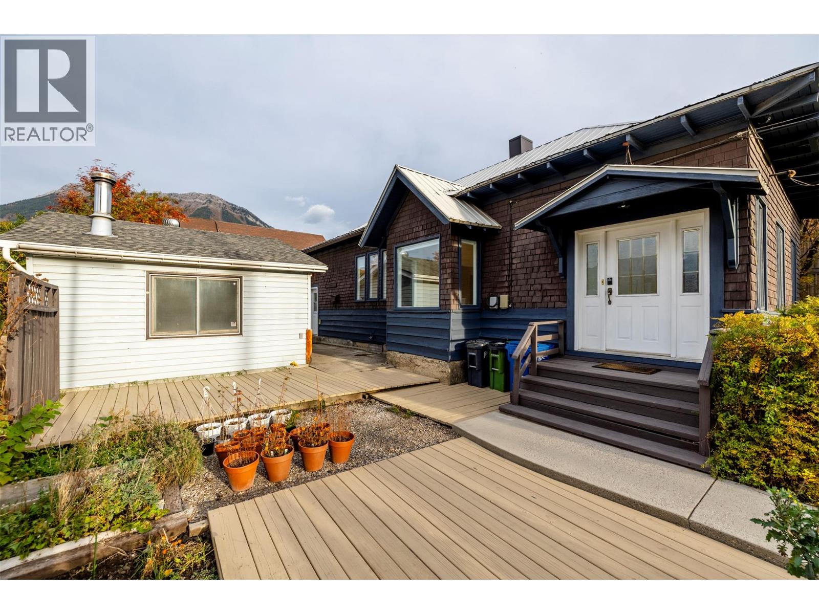 761 4th Avenue, Fernie, British Columbia  V0B 1M0 - Photo 12 - 10403382
