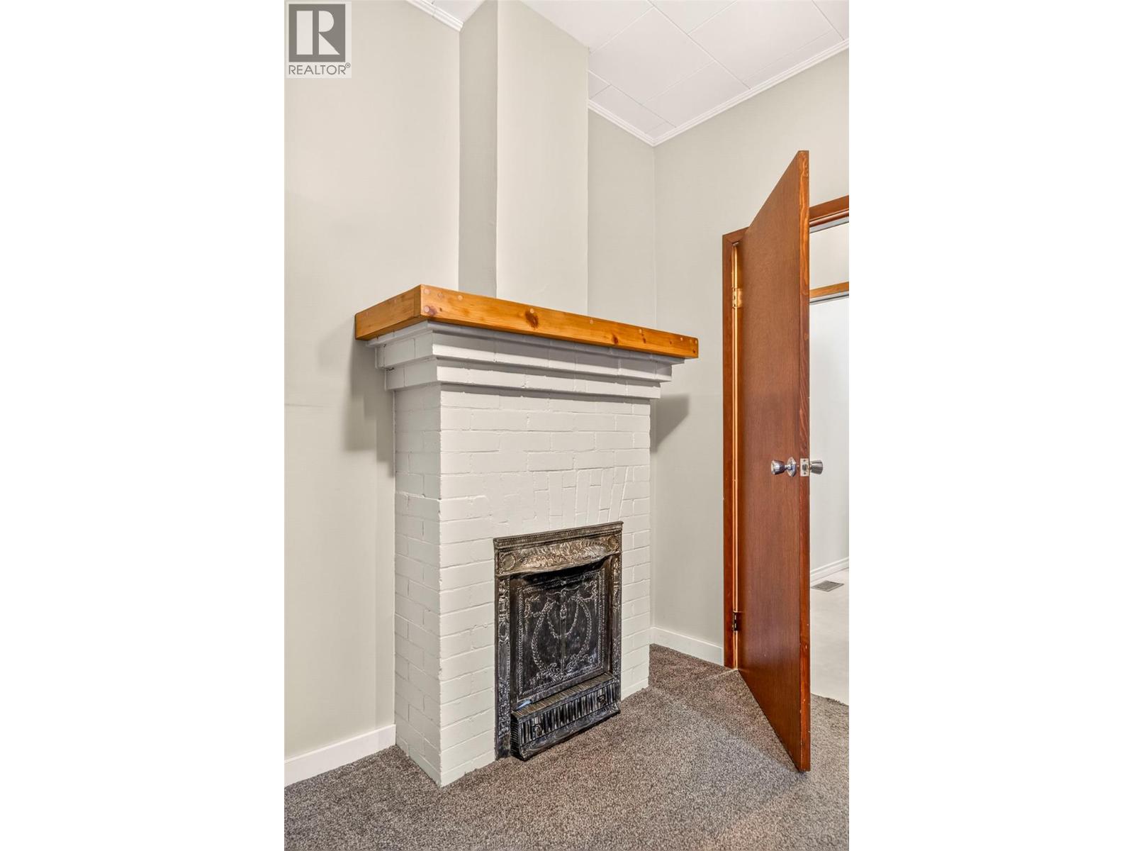 761 4th Avenue, Fernie, British Columbia  V0B 1M0 - Photo 48 - 10403382