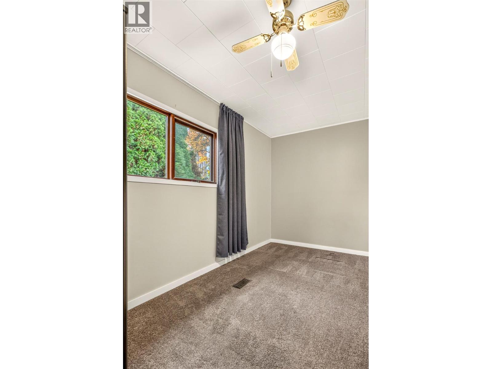 761 4th Avenue, Fernie, British Columbia  V0B 1M0 - Photo 49 - 10403382