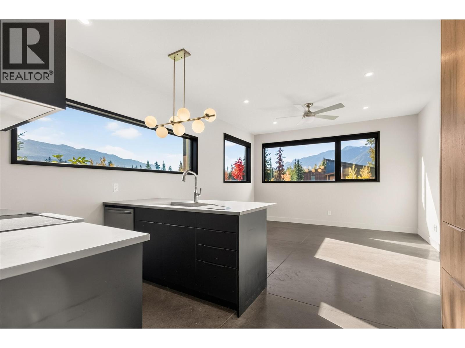 1 Huckleberry Place, Fernie, British Columbia  V0B 1M1 - Photo 82 - 10403243