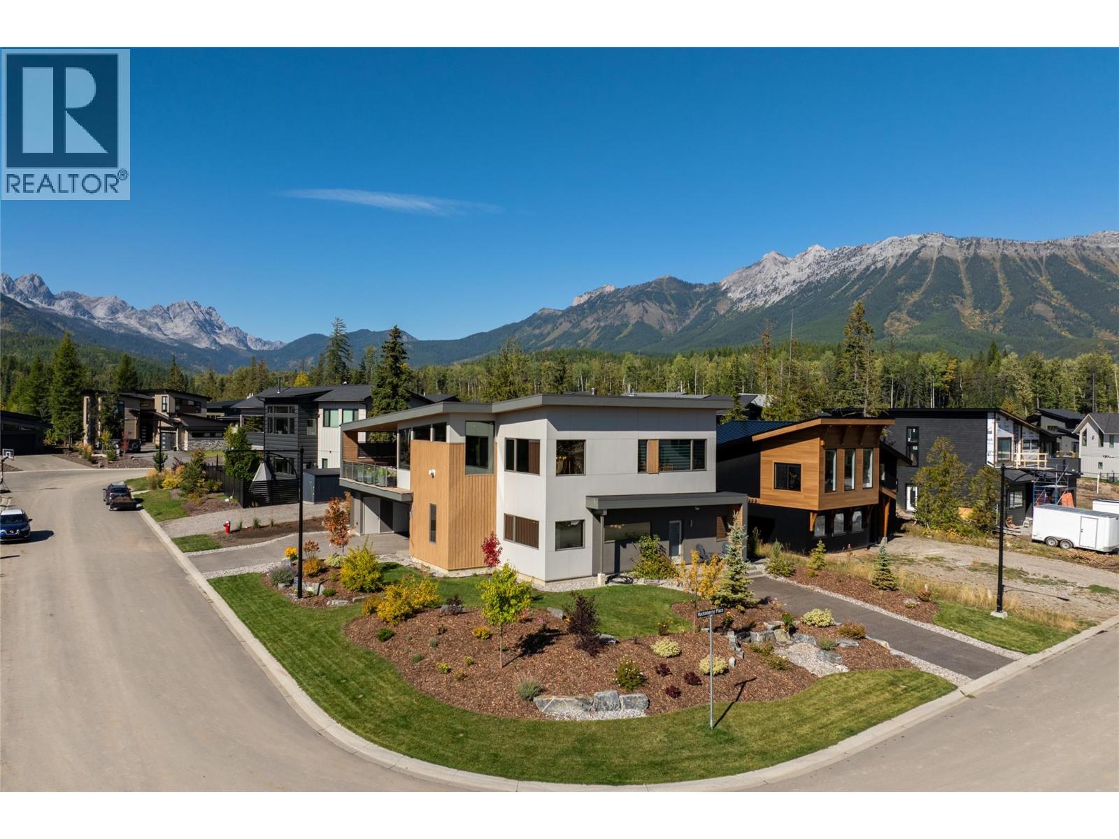 1 Huckleberry Place, Fernie, British Columbia  V0B 1M1 - Photo 92 - 10403243
