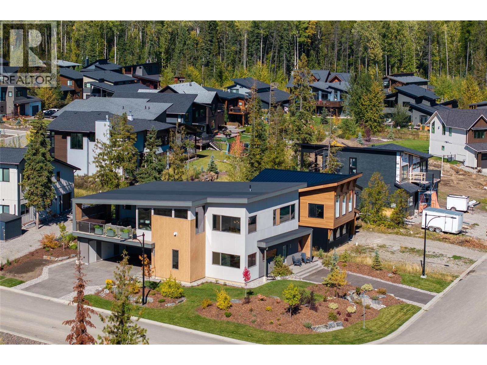1 Huckleberry Place, Fernie, British Columbia  V0B 1M1 - Photo 96 - 10403243