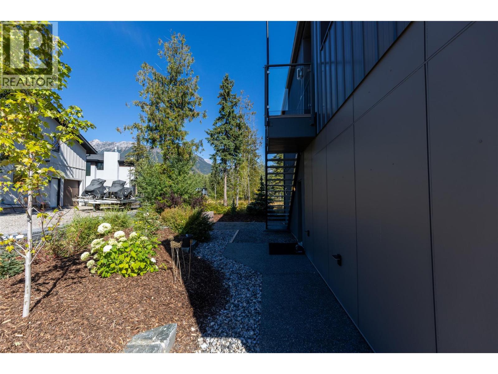 1 Huckleberry Place, Fernie, British Columbia  V0B 1M1 - Photo 98 - 10403243