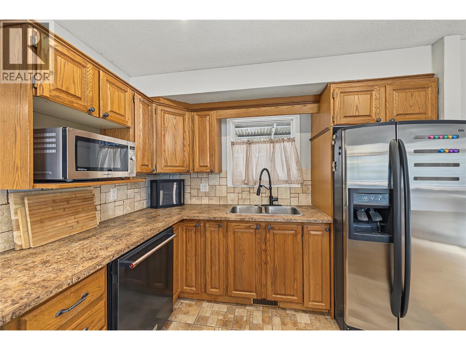 3745 Kimatouche Road, Kelowna, British Columbia  V1Y 7R2 - Photo 14 - 10403221