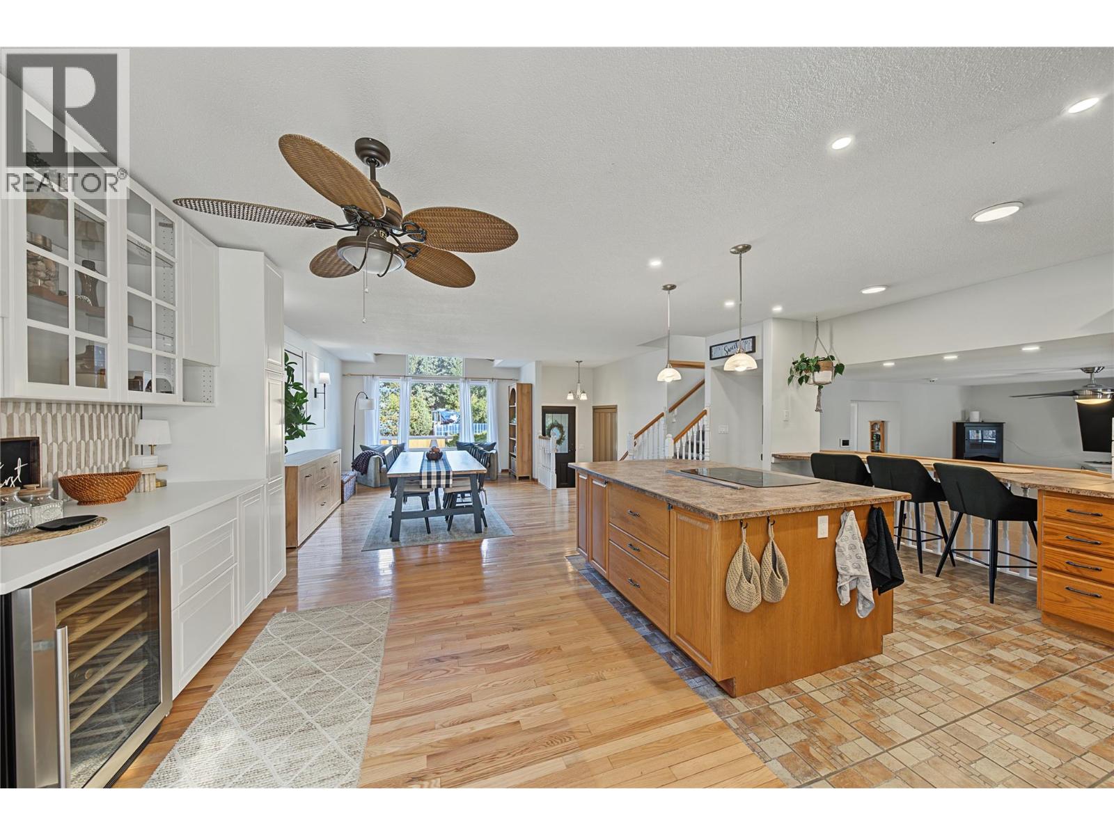 3745 Kimatouche Road, Kelowna, British Columbia  V1Y 7R2 - Photo 15 - 10403221