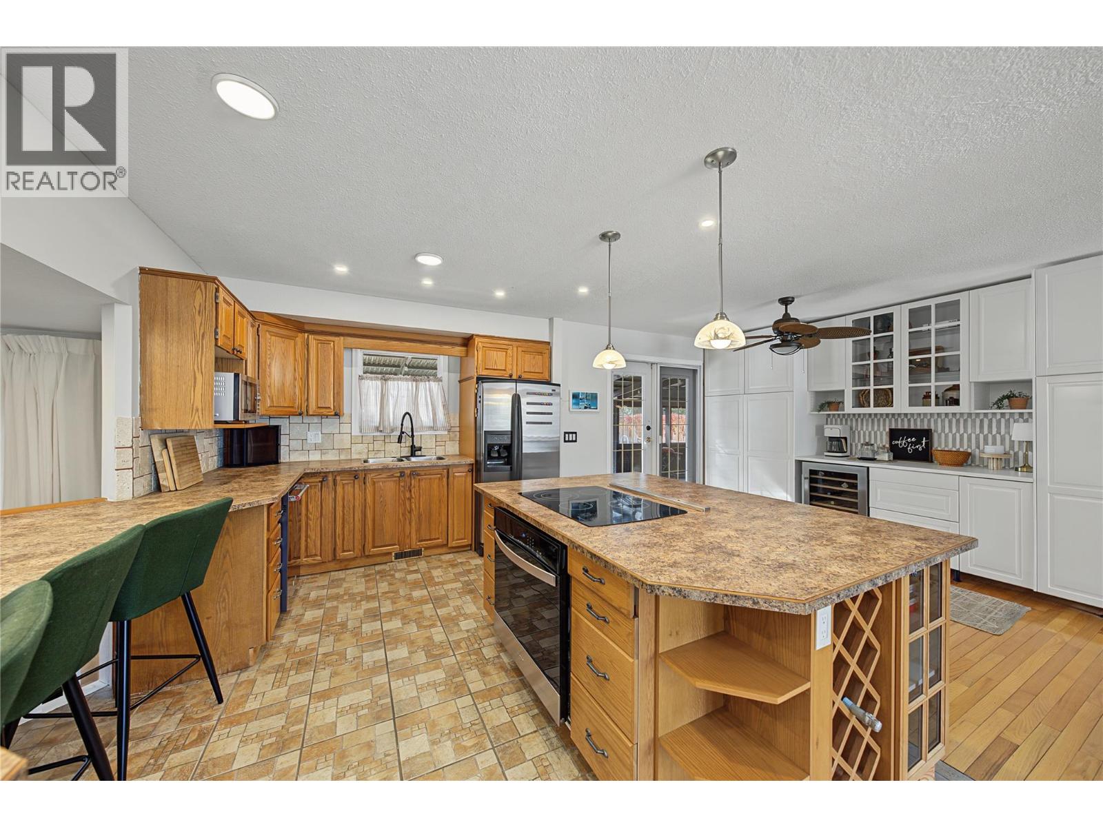 3745 Kimatouche Road, Kelowna, British Columbia  V1Y 7R2 - Photo 17 - 10403221