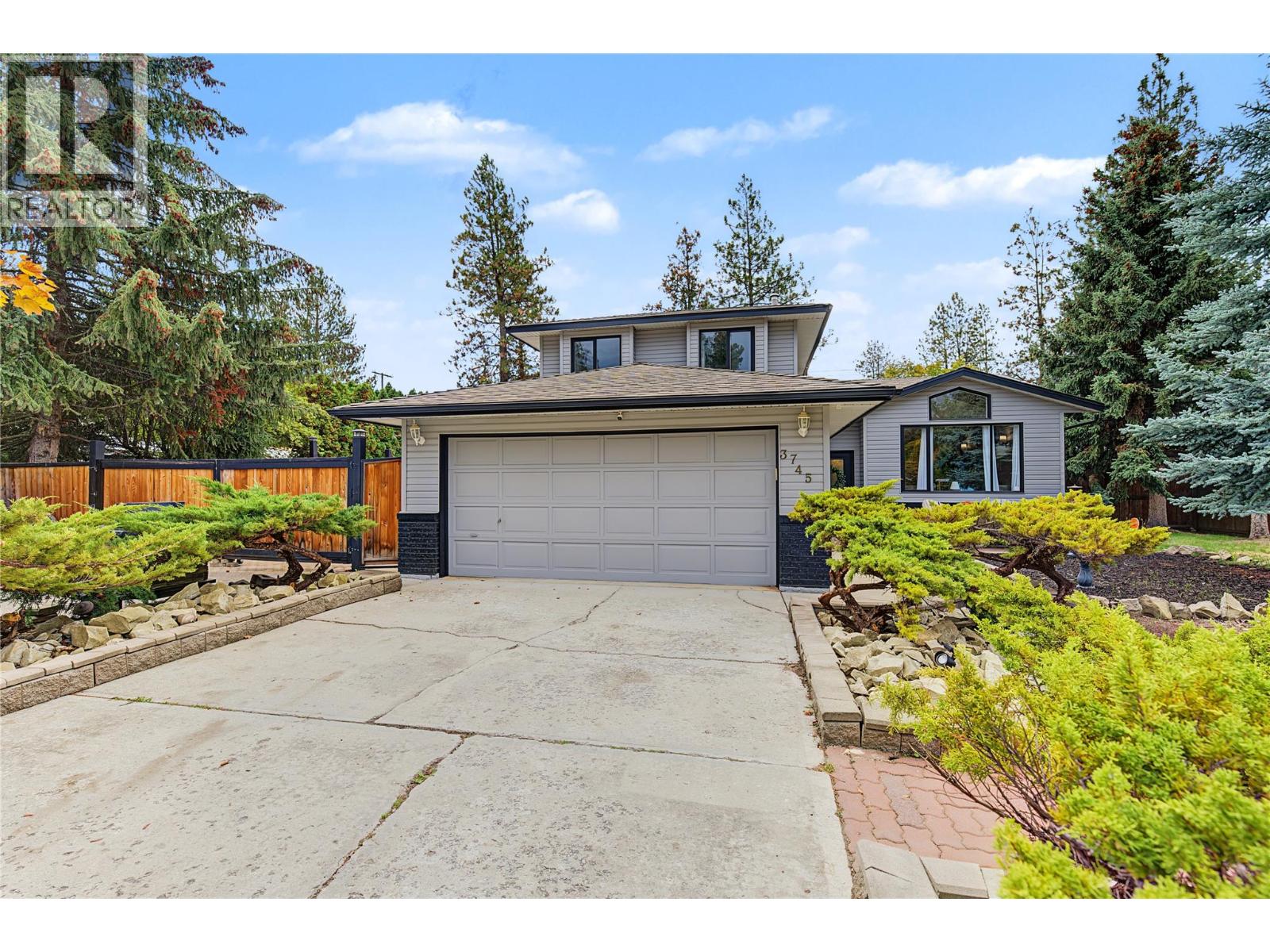 3745 Kimatouche Road, Kelowna, British Columbia  V1Y 7R2 - Photo 5 - 10403221