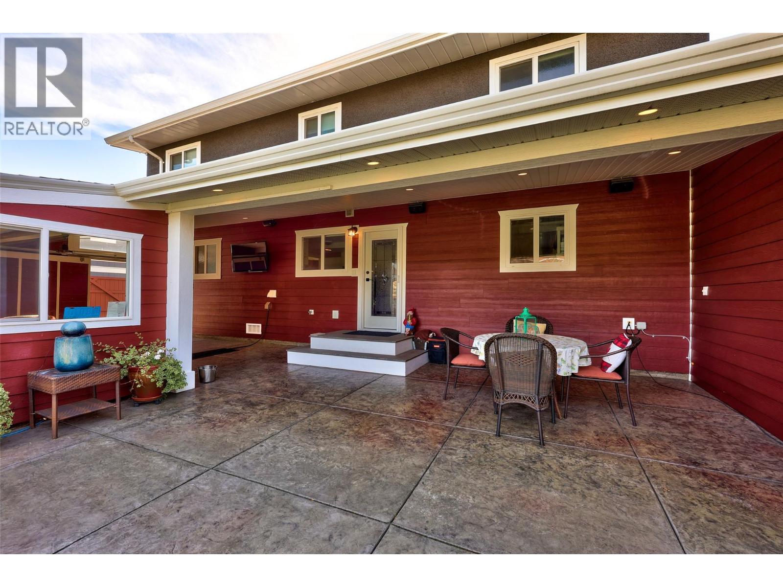732 Ivy Avenue, Kamloops, British Columbia  V2B 3X1 - Photo 36 - 10402882