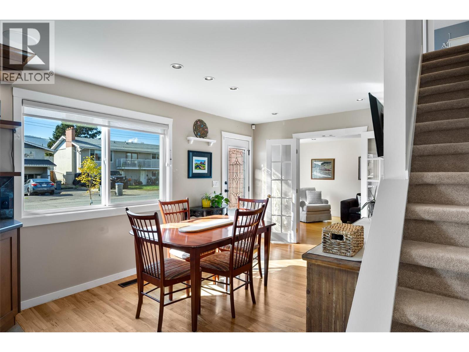 732 Ivy Avenue, Kamloops, British Columbia  V2B 3X1 - Photo 5 - 10402882