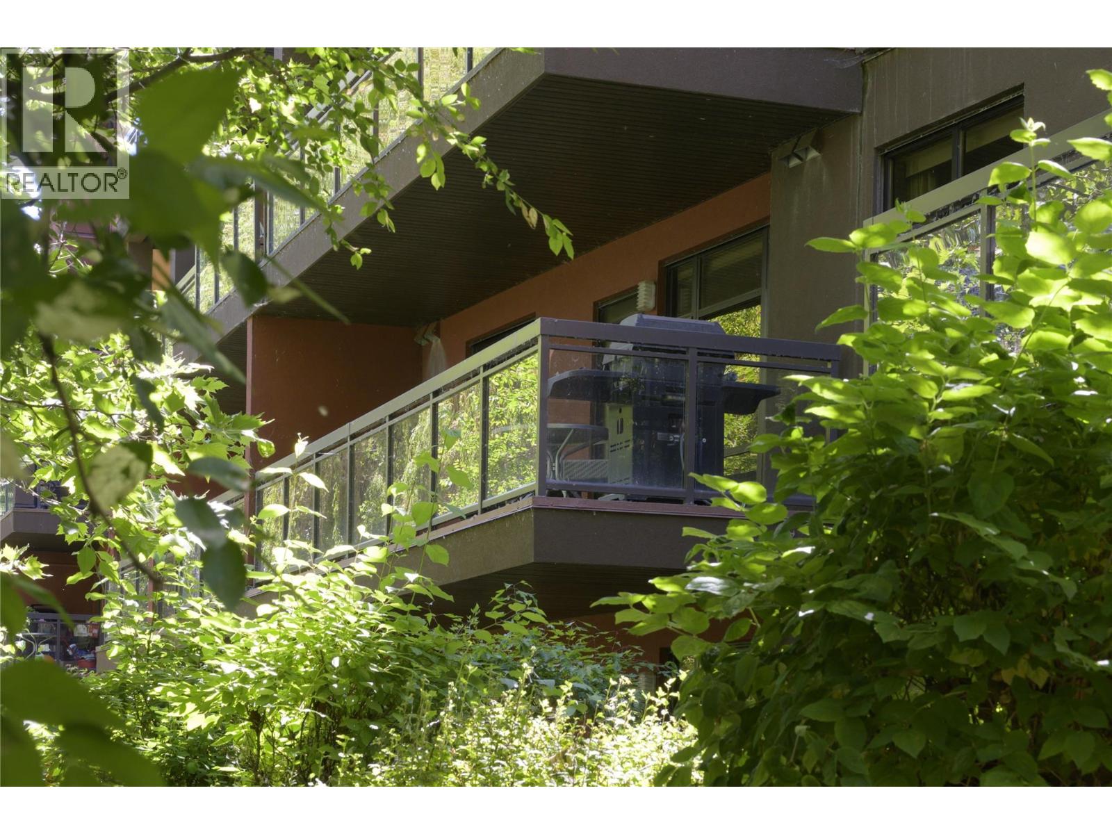 654 Cook Road Unit# 238 Lot# 33, Kelowna, British Columbia  V1W 3G7 - Photo 2 - 10402713