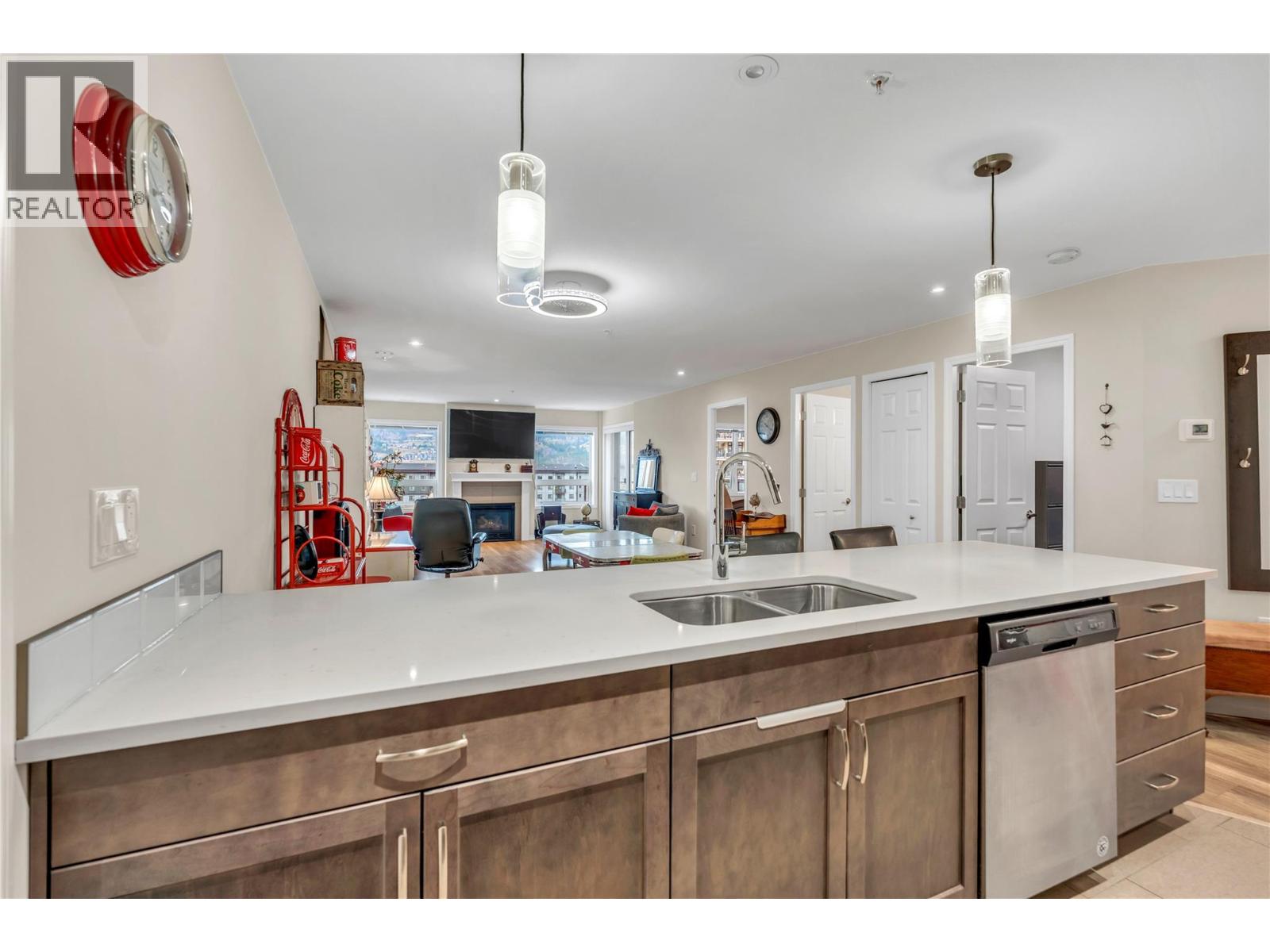 3346 Skaha Lake Road Unit# 704, Penticton, British Columbia  V2A 0H6 - Photo 12 - 10403410