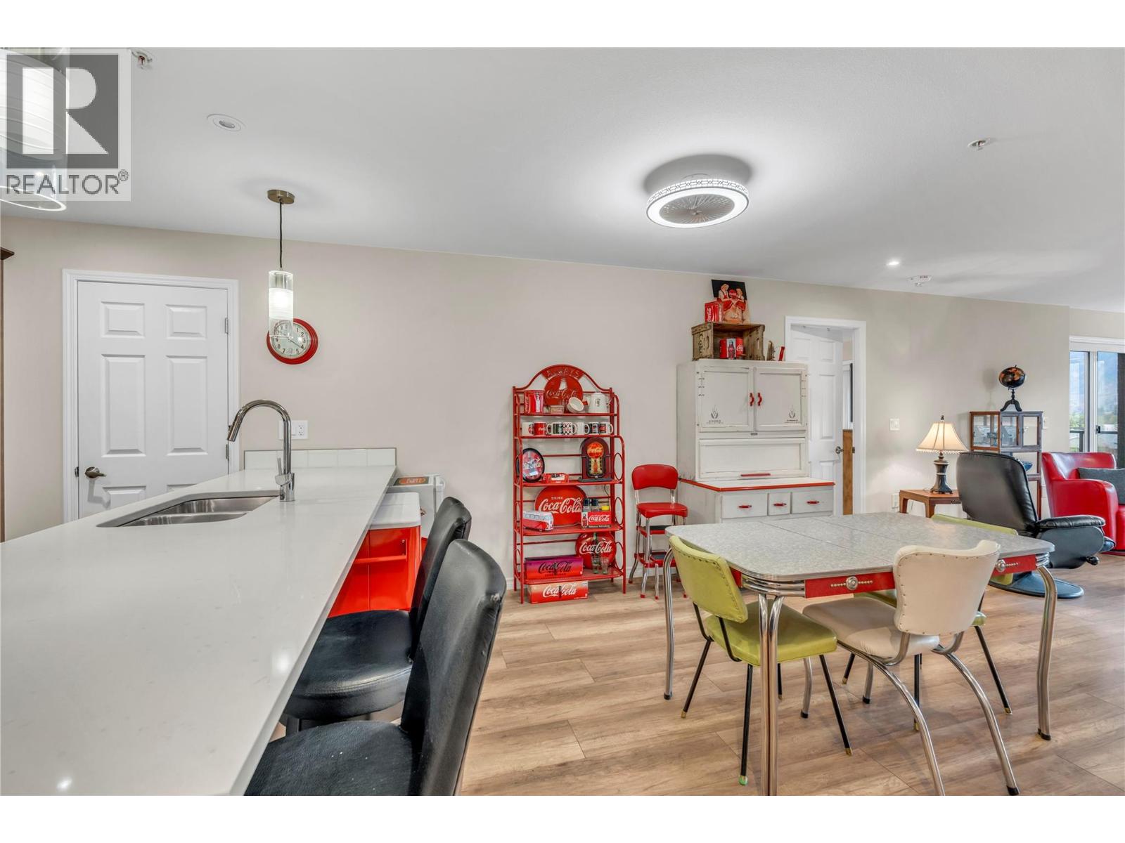 3346 Skaha Lake Road Unit# 704, Penticton, British Columbia  V2A 0H6 - Photo 15 - 10403410
