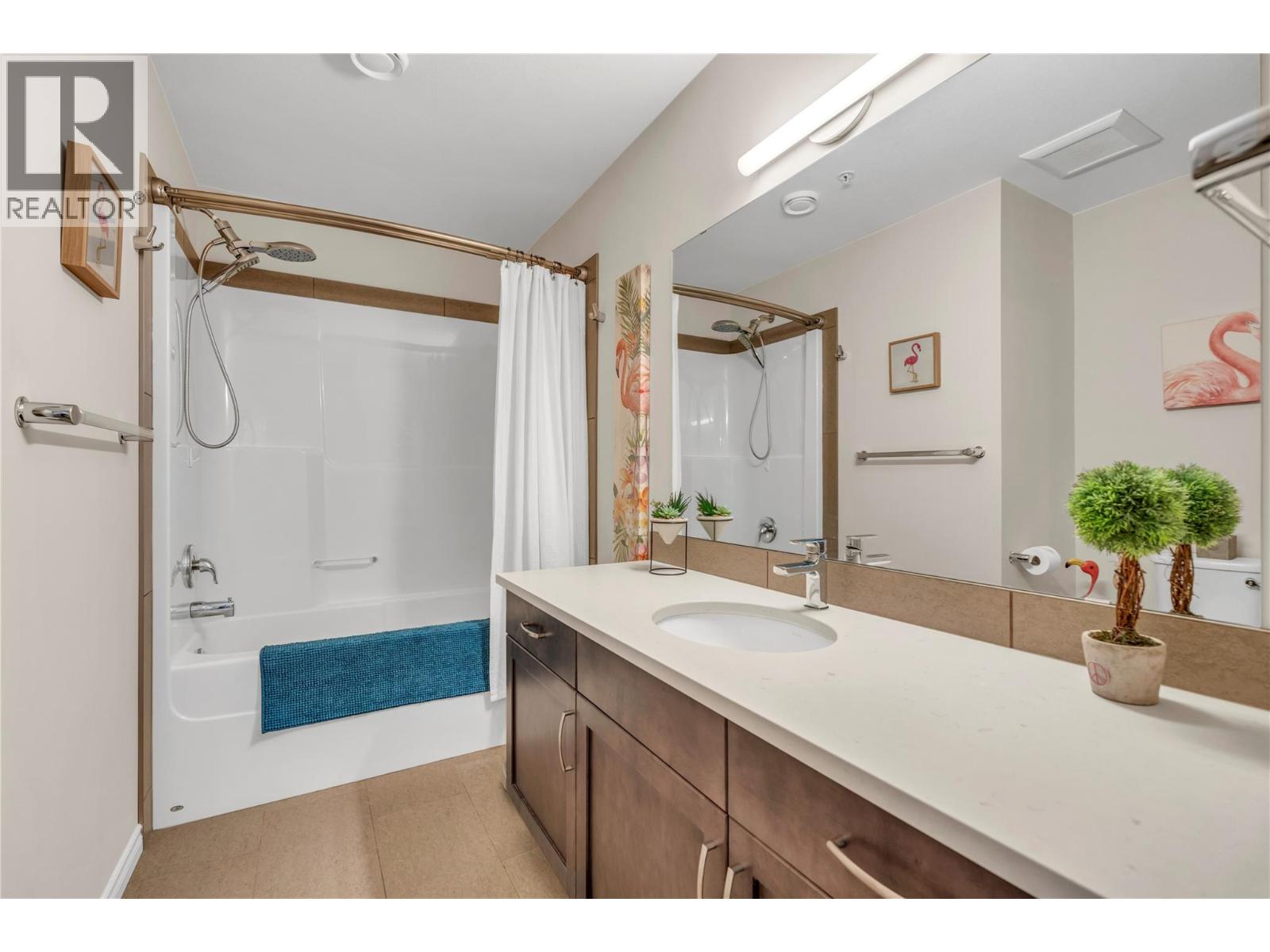 3346 Skaha Lake Road Unit# 704, Penticton, British Columbia  V2A 0H6 - Photo 18 - 10403410