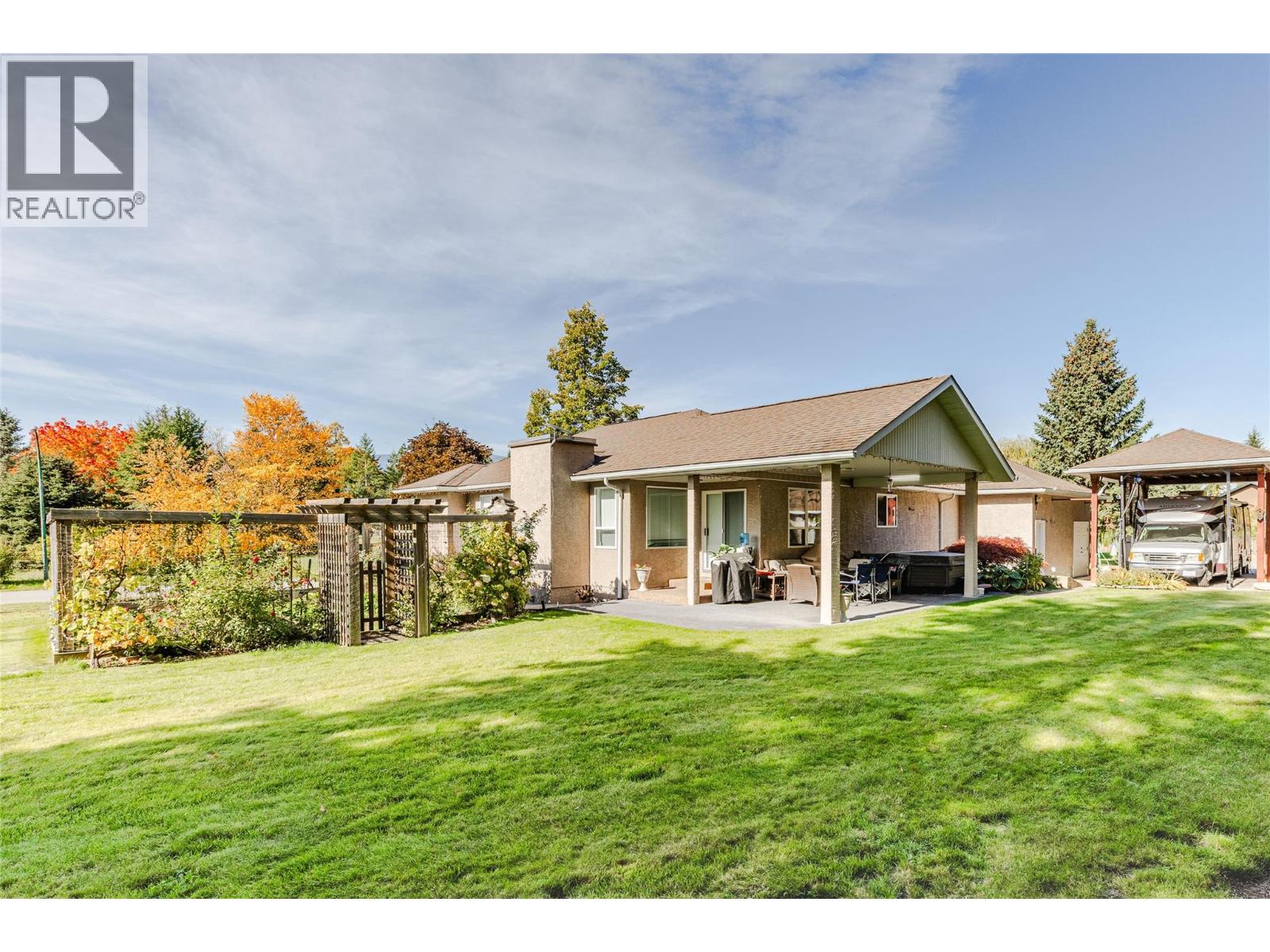 1334 8th Avenue N, Creston, British Columbia  V0B 1G6 - Photo 11 - 10402985