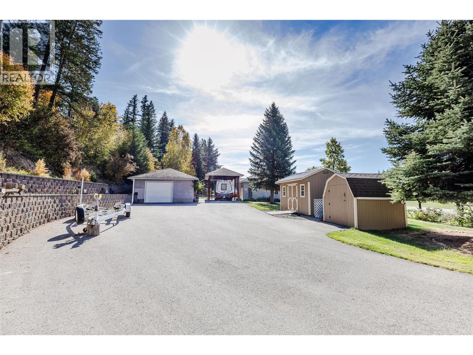 1334 8th Avenue N, Creston, British Columbia  V0B 1G6 - Photo 27 - 10402985