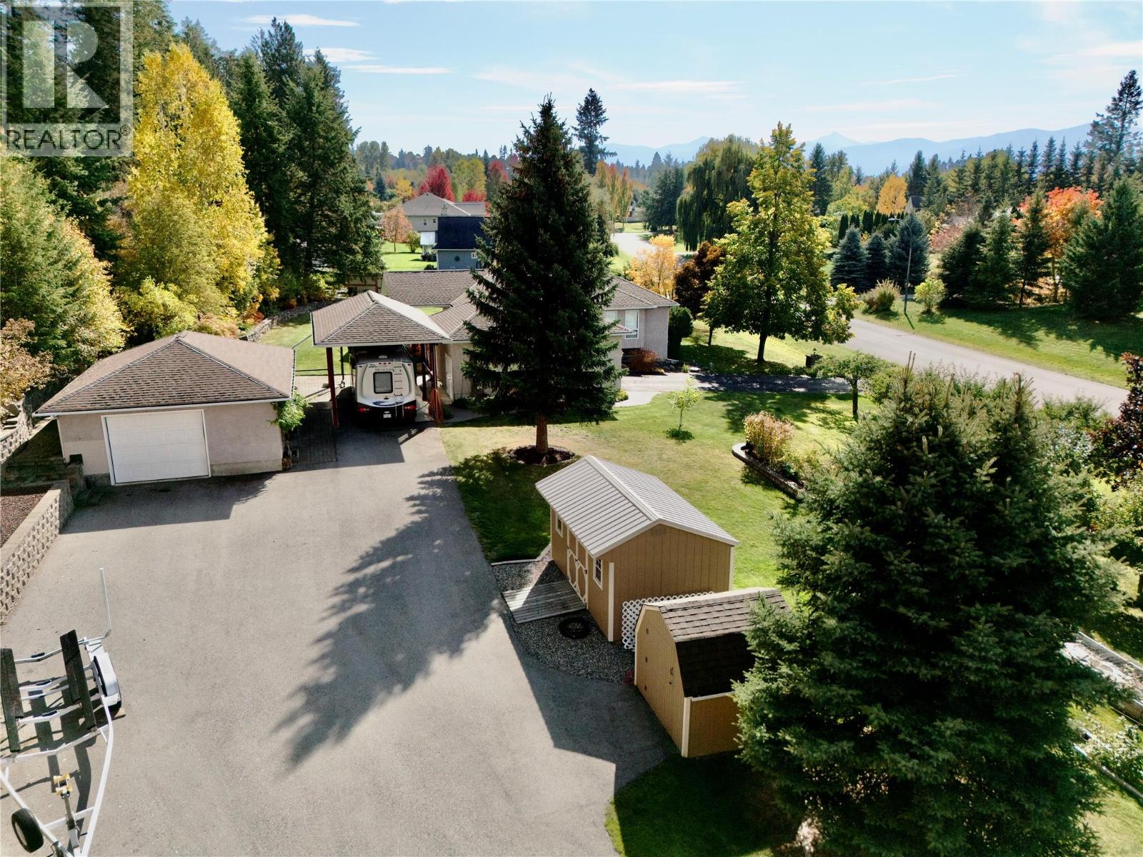1334 8th Avenue N, Creston, British Columbia  V0B 1G6 - Photo 9 - 10402985