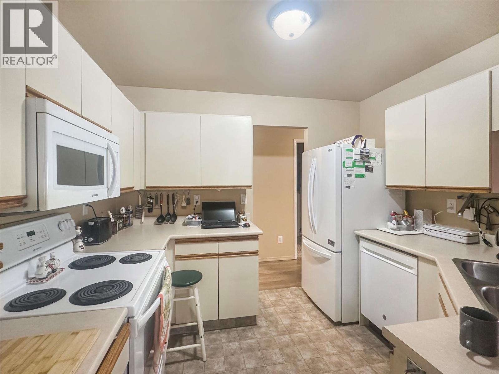 337 Mckinney Road Unit# 211, Oliver, British Columbia  V0H 1T3 - Photo 3 - 10403425