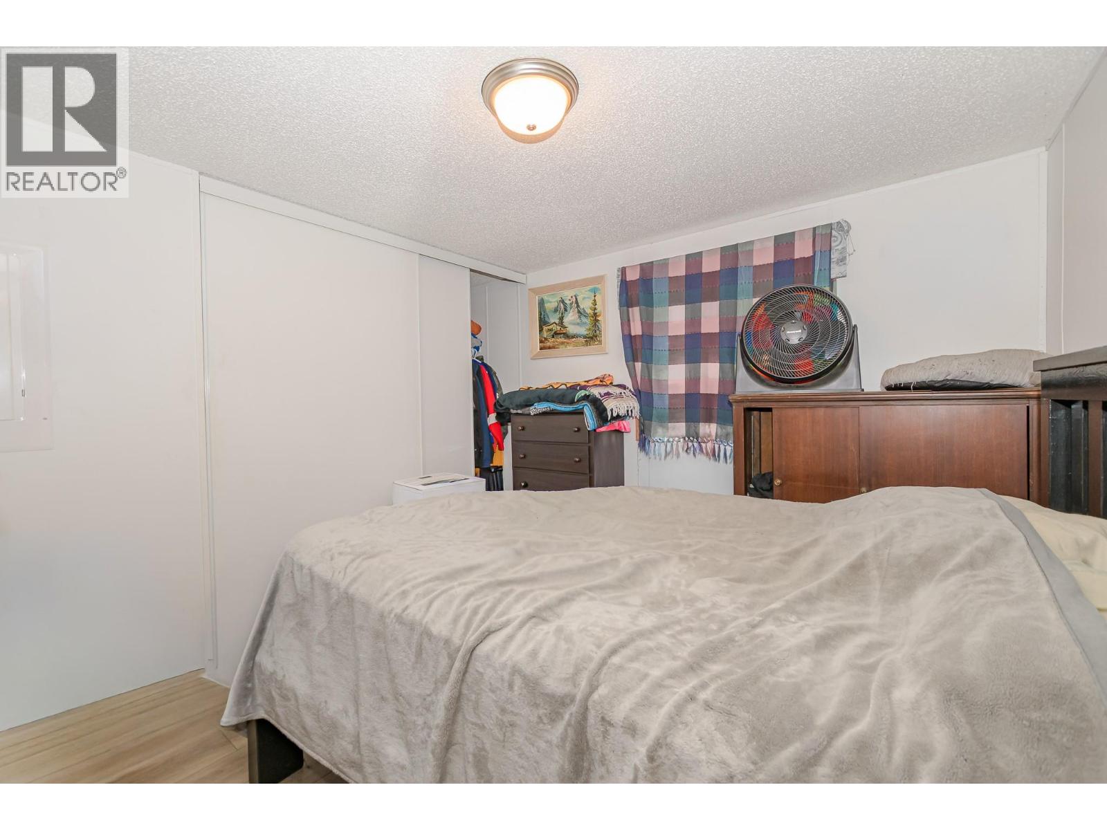2841 Simpson Road, Lee Creek, British Columbia  V0E 1M4 - Photo 11 - 10403399