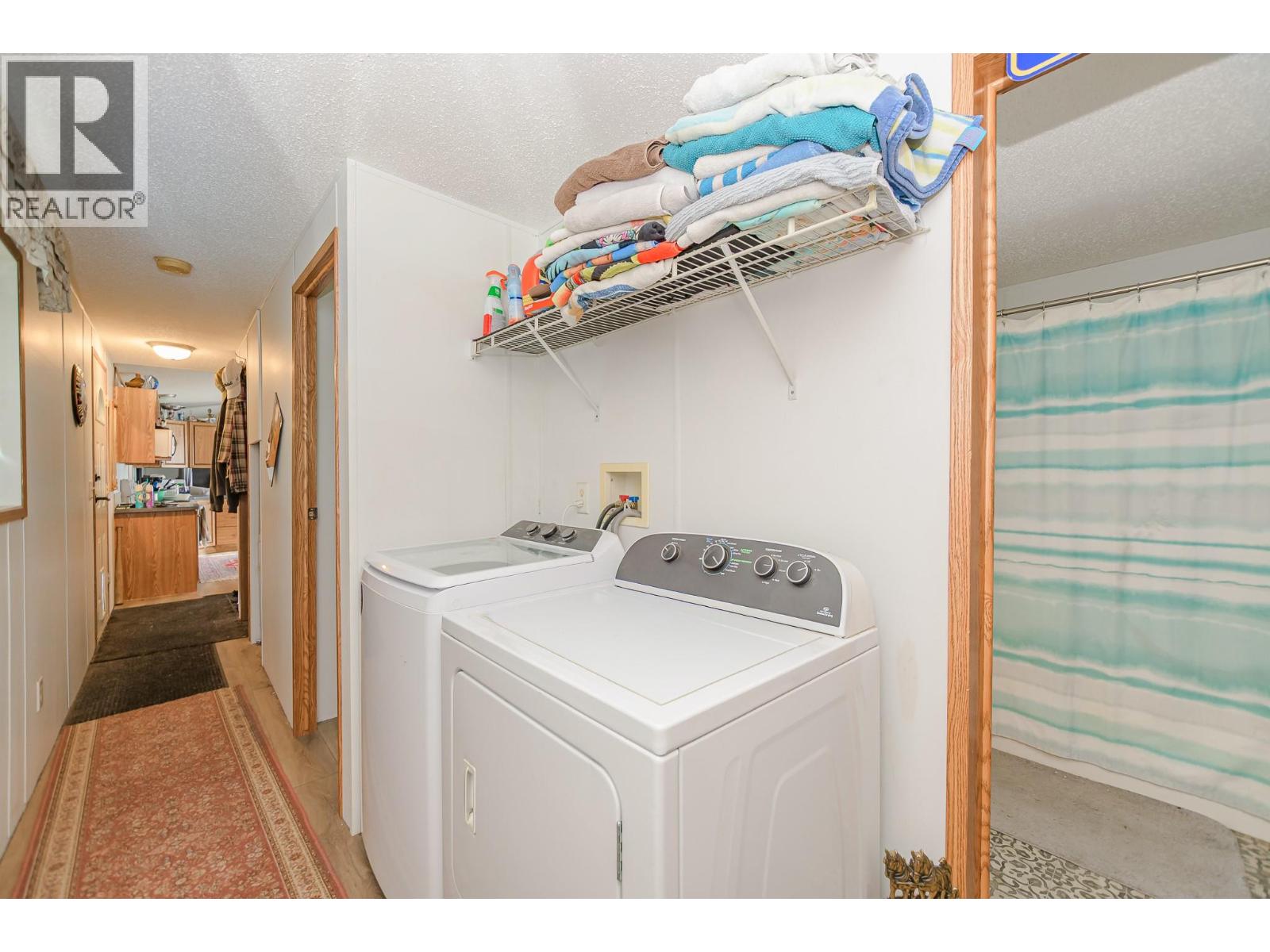 2841 Simpson Road, Lee Creek, British Columbia  V0E 1M4 - Photo 14 - 10403399