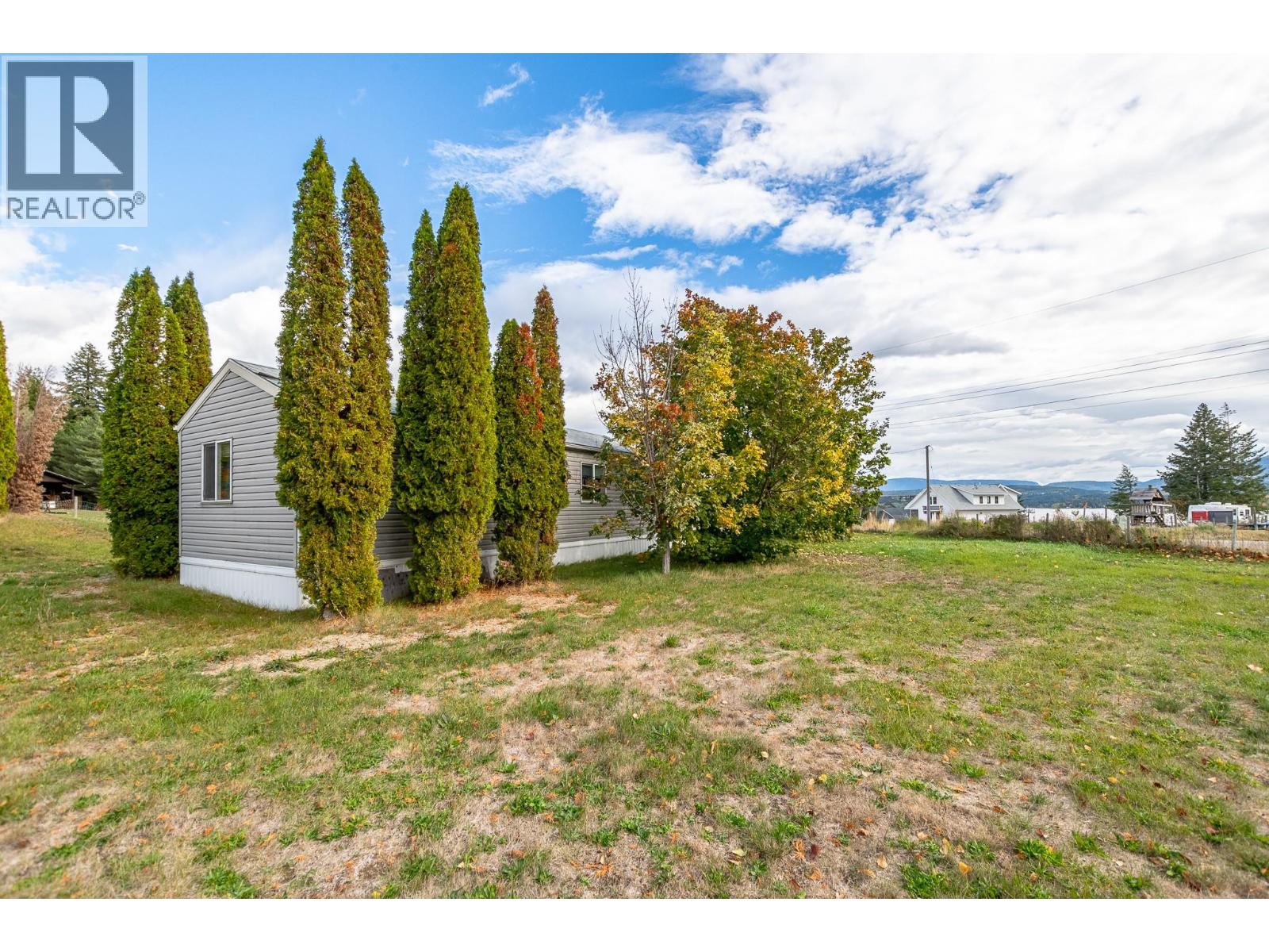 2841 Simpson Road, Lee Creek, British Columbia  V0E 1M4 - Photo 24 - 10403399