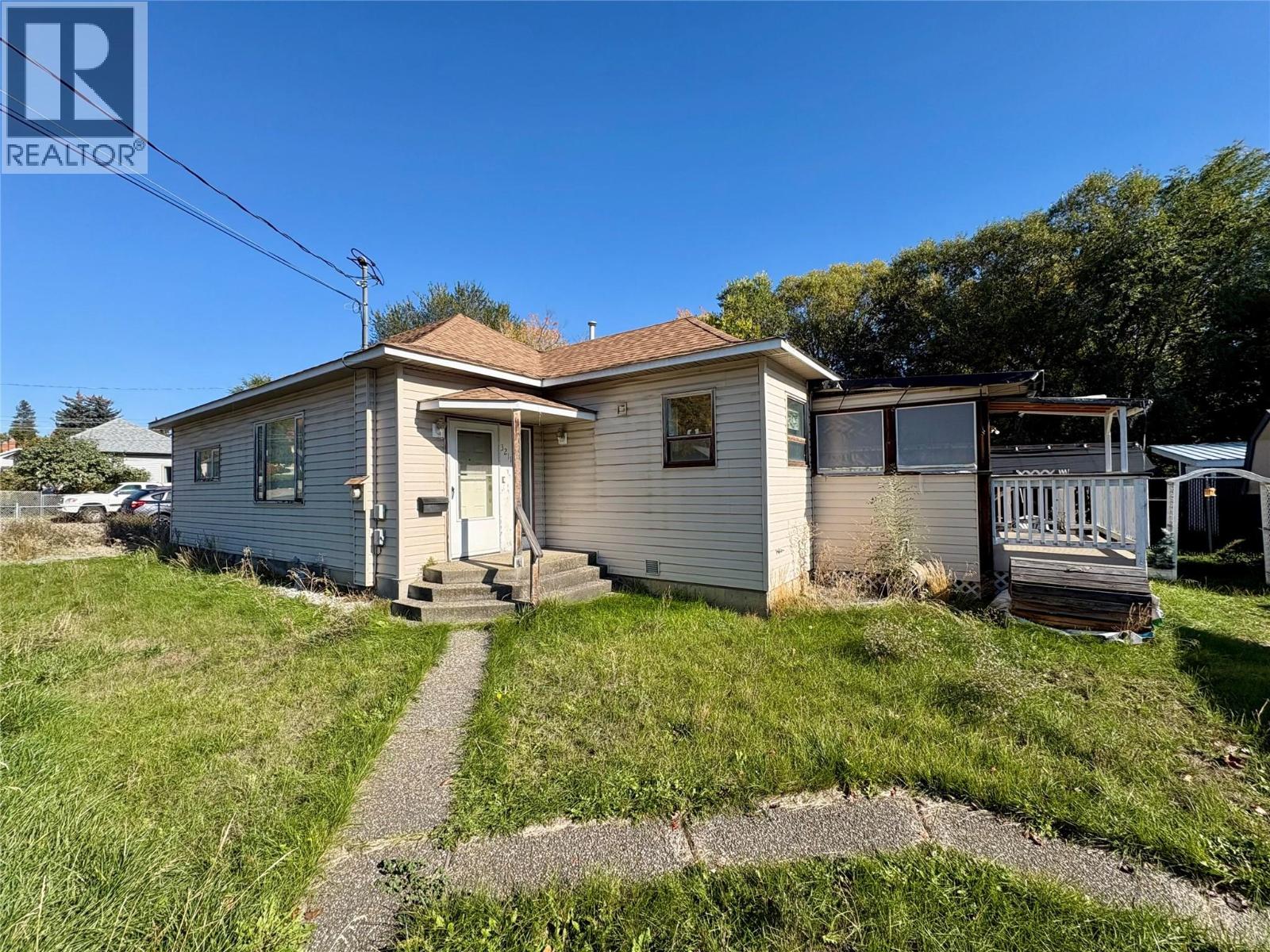 3211 35 Street, Vernon, British Columbia  V1T 6B8 - Photo 1 - 10403369