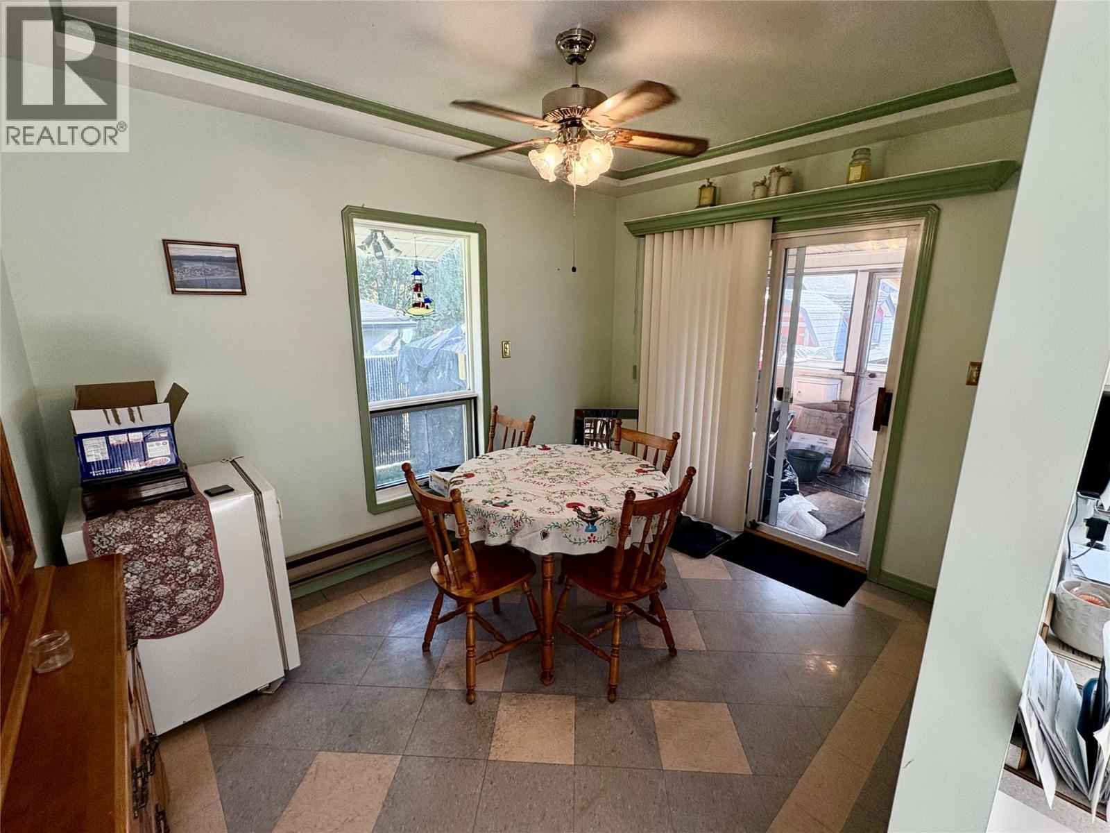 3211 35 Street, Vernon, British Columbia  V1T 6B8 - Photo 10 - 10403369