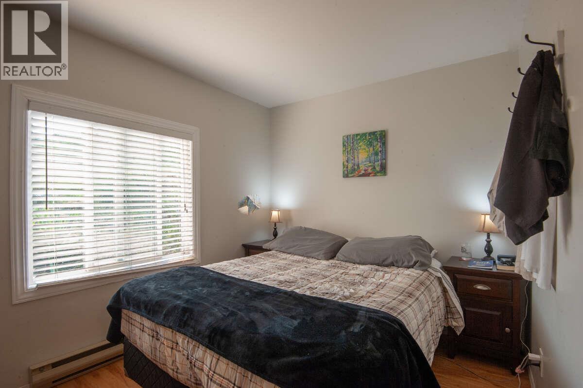 417 Copper Road, Rossland, British Columbia  V0G 1Y0 - Photo 6 - 10403440