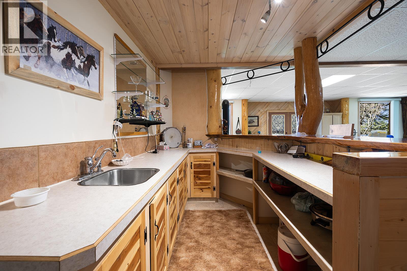 1958 Rykerts Road, Lister, British Columbia  V0B 1G2 - Photo 26 - 10403288