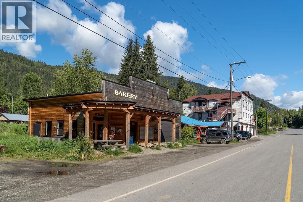 7114 1st Avenue, Ymir, British Columbia  V0G 2K0 - Photo 13 - 10403214