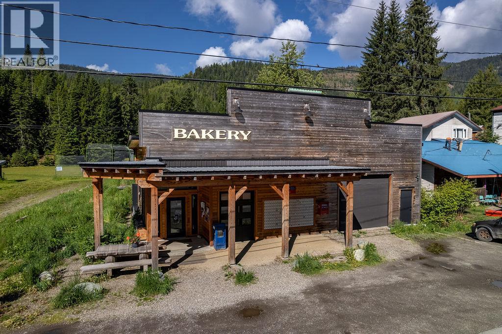 7114 1st Avenue, Ymir, British Columbia  V0G 2K0 - Photo 2 - 10403214