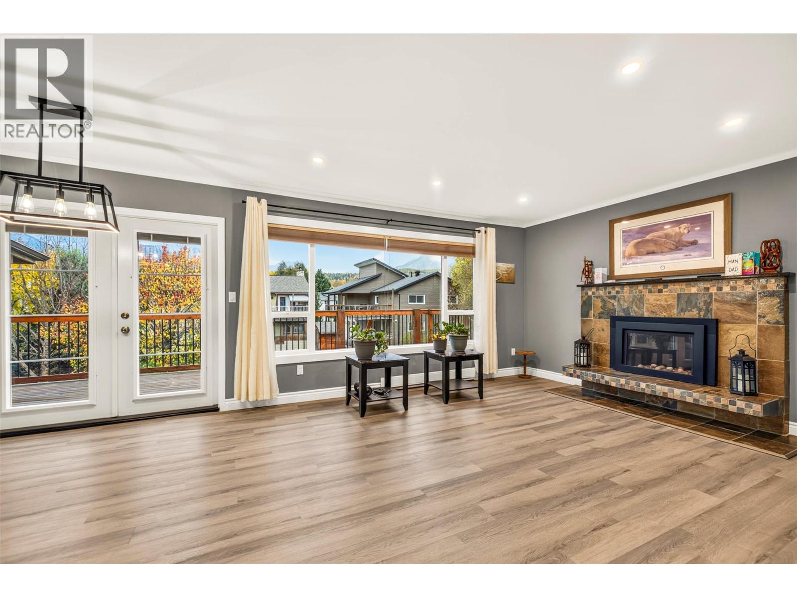 36 Mt Klauer Street, Fernie, British Columbia  V0B 1M3 - Photo 11 - 10403420