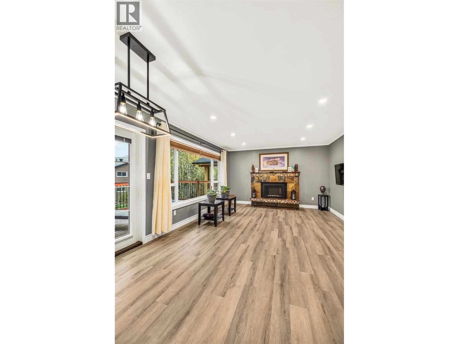 36 Mt Klauer Street, Fernie, British Columbia  V0B 1M3 - Photo 20 - 10403420