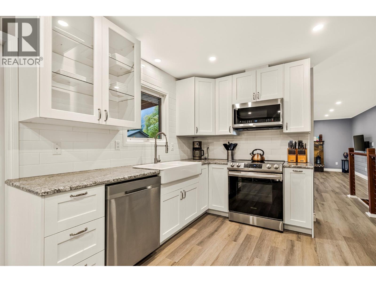 36 Mt Klauer Street, Fernie, British Columbia  V0B 1M3 - Photo 23 - 10403420
