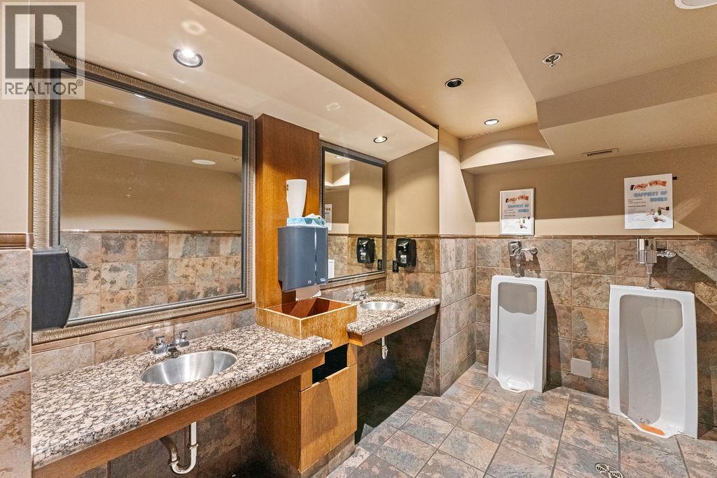 500 Lorne Street, Kamloops, British Columbia  V2C 1W3 - Photo 35 - 10403436