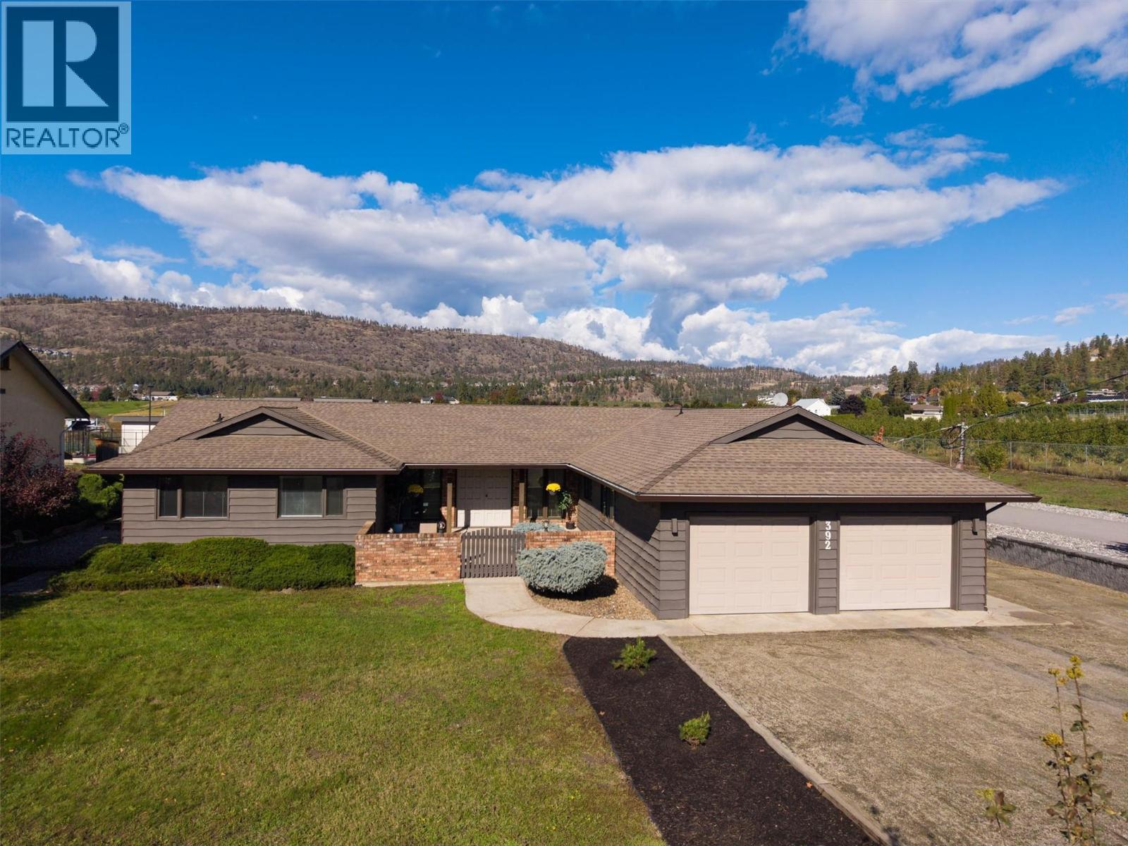 392 Valley Road N, Kelowna, British Columbia  V1V 2G1 - Photo 1 - 10402127